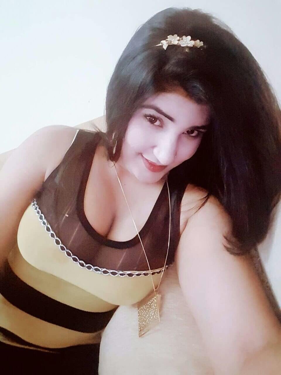 Escort Service Naina In Mussoorie